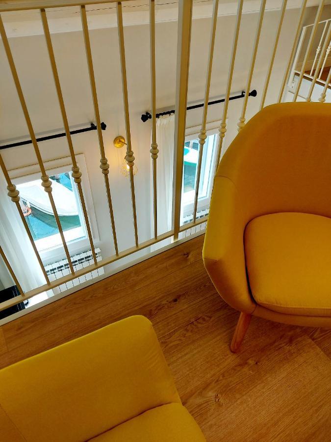 Canal Vena Apartsuite House Chioggia Exteriör bild