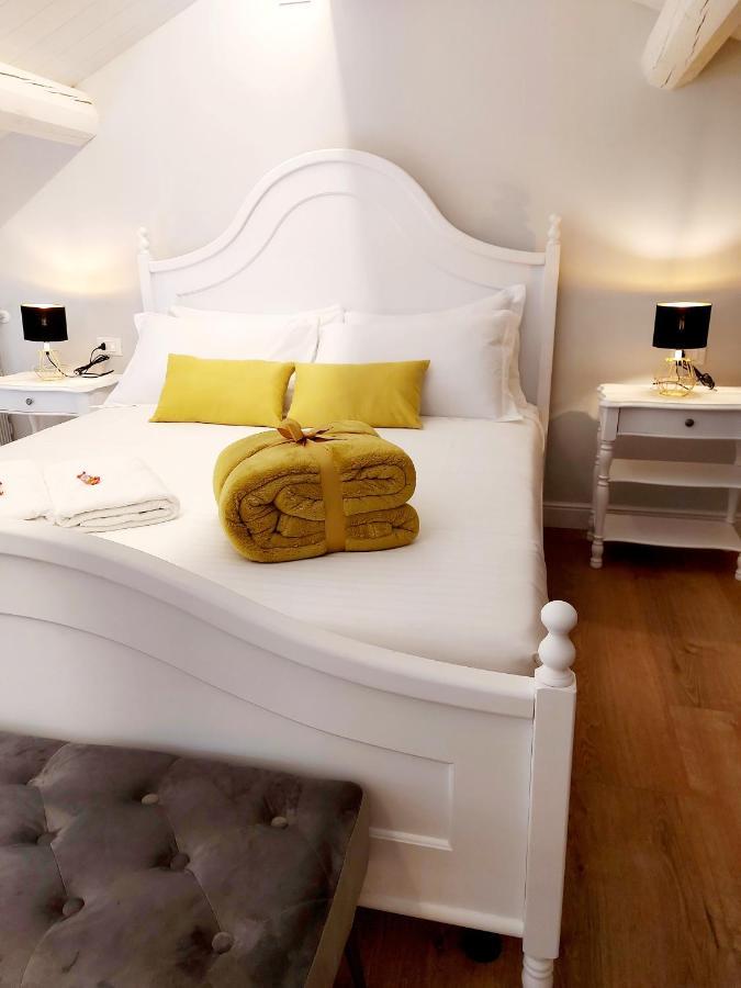 Canal Vena Apartsuite House Chioggia Exteriör bild