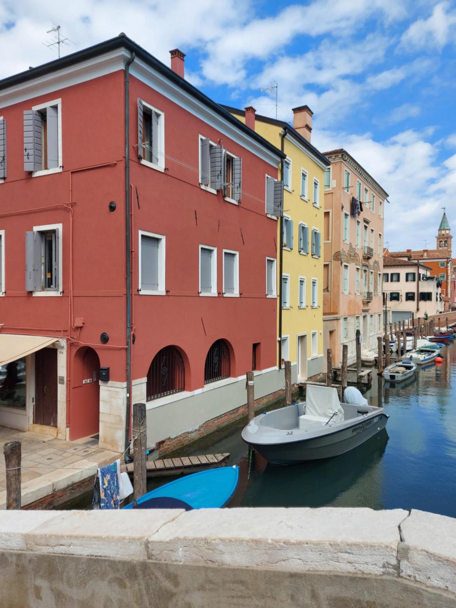 Canal Vena Apartsuite House Chioggia Exteriör bild